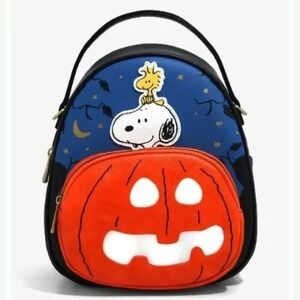 Peanuts Snoopy and Woodstock The Great Pumpkin Convertible Light Up Backpack